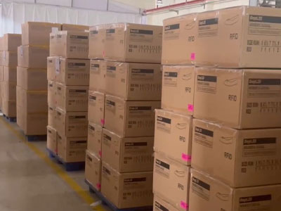 Reparto di imballaggio e consegna